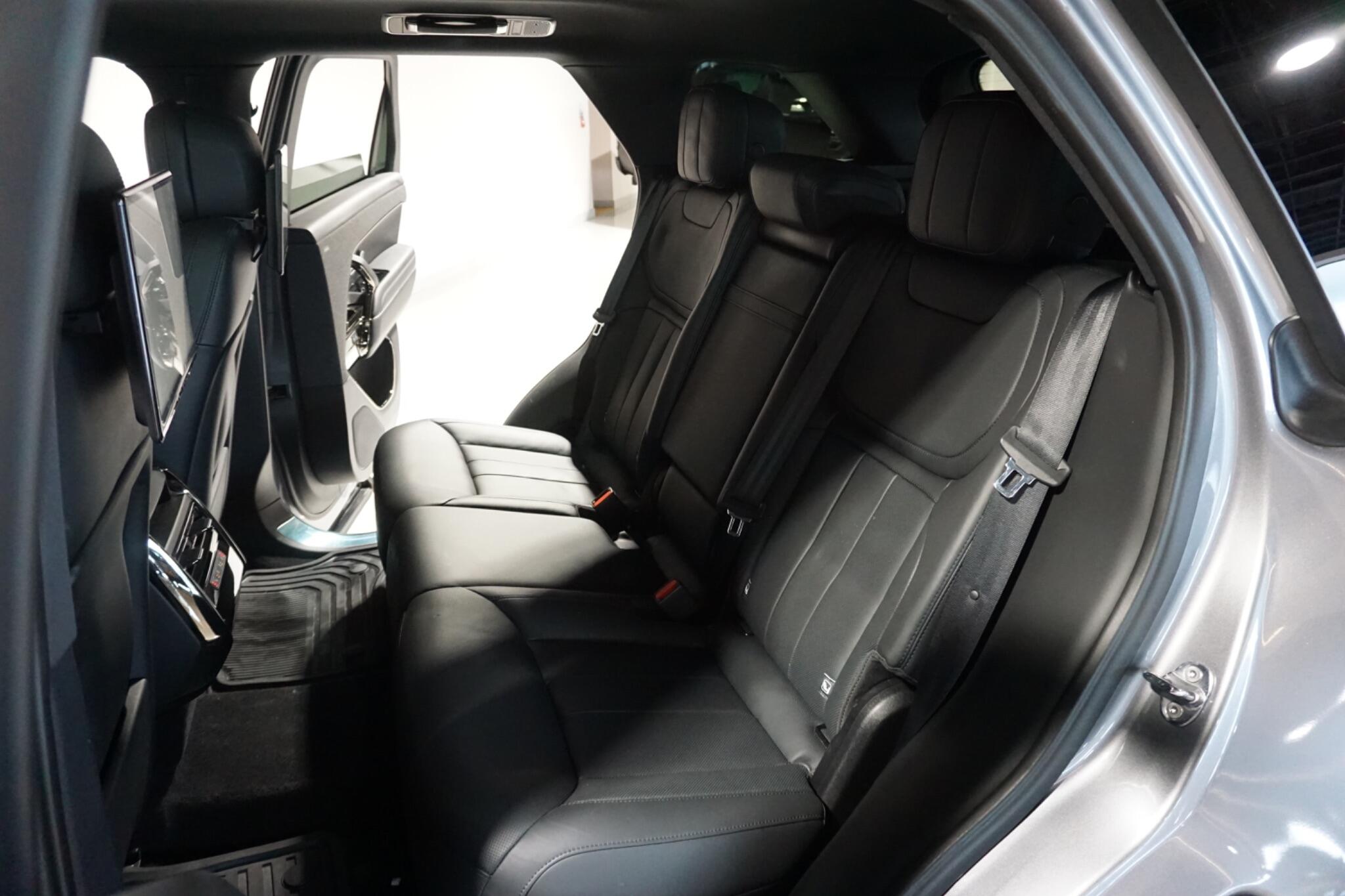 Land Rover Range Rover Sport 3.0 D300 MHEV Dynamic SE SUV 5dr Diesel Auto 4WD Euro 6 (s/s) (300 ps)